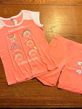365 Kids from Garanimals Girls Size 7 Two Piece Short Set Shirt Shorts Rainbows